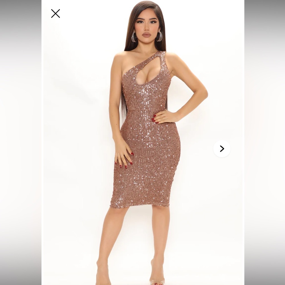 🎉 3/$15 NWT Fashion Nova Stayed In My Lane Sequin Midi Dress S